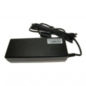 Netzadapter (ohne Netzkabel)