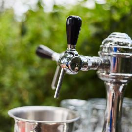 Der Bierzapfhahn steht an einem zu warmen Ort