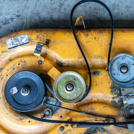 Verschobener oder beschädigter Keilriemen